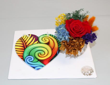 Preserved rose bomb with ceramic heart